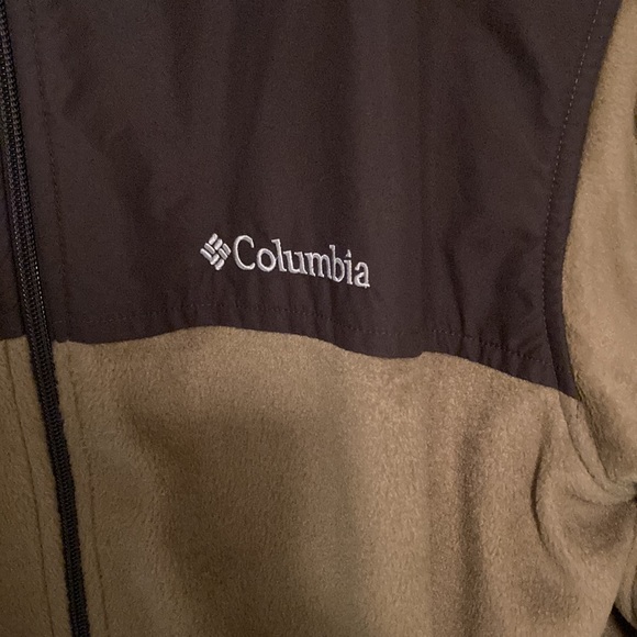 Columbia jacket. Size XL - Picture 2 of 8